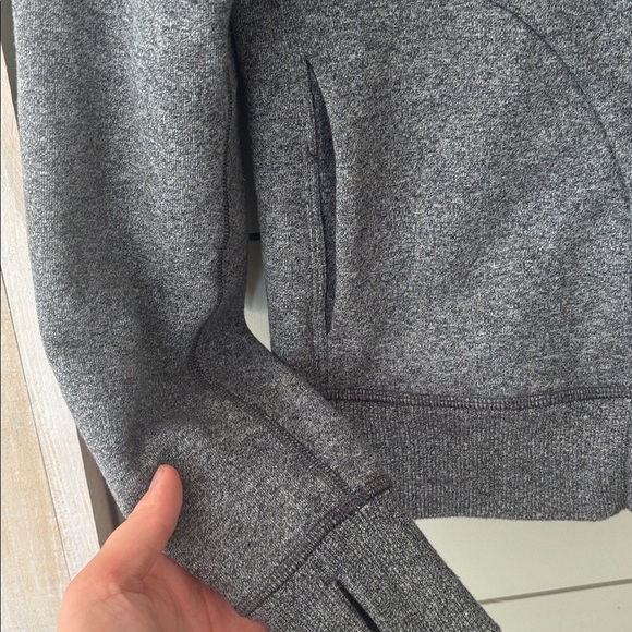 Lululemon Hug It Out Jacket - Picture 5 of 7